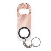 Glitzer Peach Rose Gold Monogramm Mini Flaschenöffner (Rückseite)