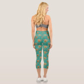 Glitzer Peacock Feathers Pattern Capri Leggings (Rückseite)