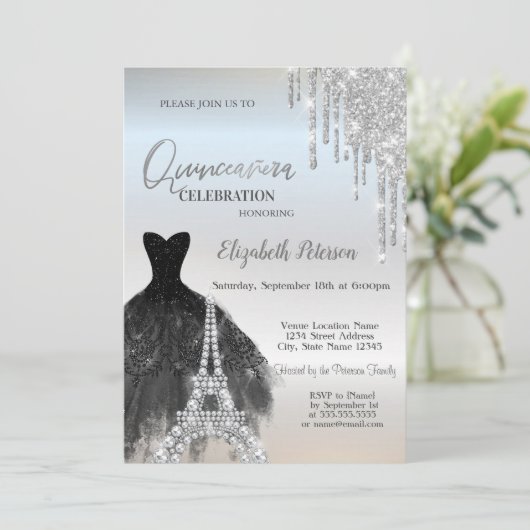 Glitzer-Tropfen, Schwarz-Dress, Eiffel-Quinceañera Einladung (Stehend Vorderseite)