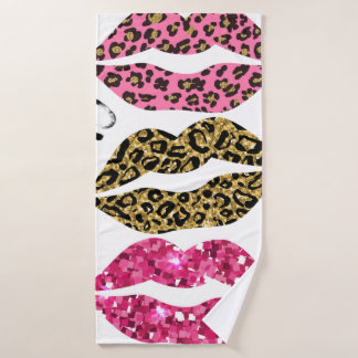 Glitzer-Typografie mit Lippenmuster Badehandtuch