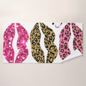 Glitzer-Typografie mit Lippenmuster Badehandtuch (Badehandtuch)