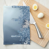 Glitzernder blauer Schneeflockenrahmen mit Eiszapf Geschirrtuch (Viertel Falte)