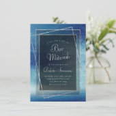 Glitzy Foil | Eisblaue Imitate Iridescent Bat Mitz Einladung (Stehend Vorderseite)