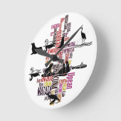 Global Groove: Hakuna Matata in jeder Sprache Runde Wanduhr (Winkel)