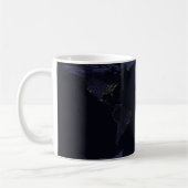 Global Map Earth's City Lights at the Night. Kaffeetasse (Links)
