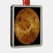 Globale Sicht auf die Oberfläche der Venus Ornament Aus Metall (Rechts)