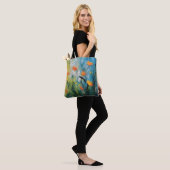 Glockenblumen – Abstrakte blühende Wiese in Bewegu Tasche (Am Model)