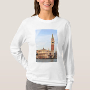 Glockenturm, Piazza San Marco, Venedig T-Shirt