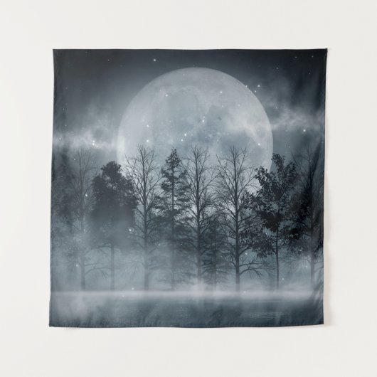 Gloomy Dark Forest: Moonlit Scene Wandteppich (Vorderseite)