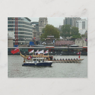"Gloriana" übergibt Tower Pier Postkarte