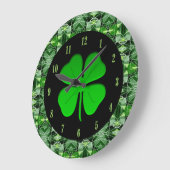Glorious Green Abstract Pattern Shamrock Clock Große Wanduhr (Winkel)