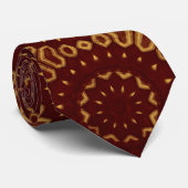 Glorious Red and Gold Muster Krawatte (Gerollt)
