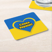 Glory to Ukraine written in Ukrainian Rechteckiger Pappuntersetzer (angewinkelt)