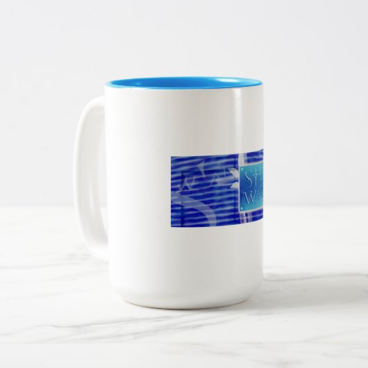 Glossolalia Tasse (Vorderseite Links)