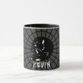 Glossy Black and Gray Skull Individuelle Name Tasse (Zentrum)