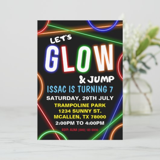 Glow and Jump Birthday Invitation Einladung (Stehend Vorderseite)