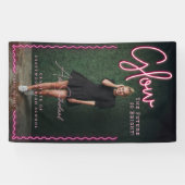 Glow The Future is Bright Fun Pink Neon Abschluss Banner (Horizontal)