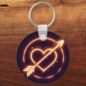 glowing image of a heart with cupid's arrow schlüsselanhänger (Rückseite)