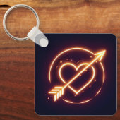 glowing image of a heart with cupid's arrow schlüsselanhänger (Vorderseite)
