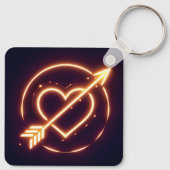 glowing image of a heart with cupid's arrow schlüsselanhänger (Rückseite)