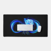 Glowing infinity with blue rose schreibtischunterlage (Tastatur & Maus)