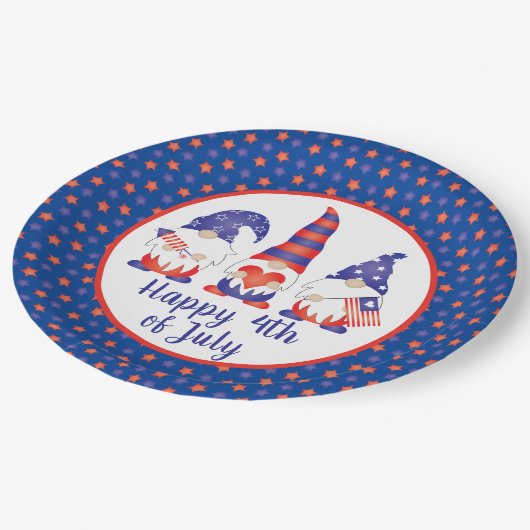 Glück 4. Juli Gnomes Red White Blue Pappteller (Schrägansicht)