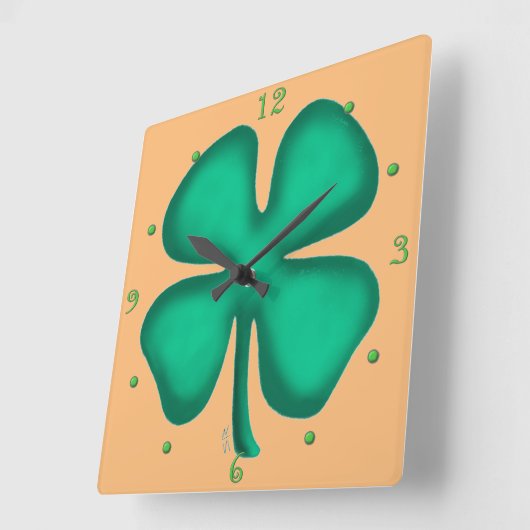 Glück 4 Leaf Irish Kleber an einer quadratischen W Quadratische Wanduhr (Winkel)