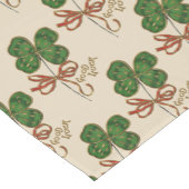 Glück beim irischen St. Patrick's Table Runner Kurzer Tischläufer (Ecke)