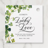 Glück in der Liebe Brautparty Grünes Kleeblatt Geschenkanhänger (Rückseite)