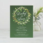 Glück in der Liebe Golden Kleeblatts Jubiläum Part Einladung (Stehend Vorderseite)