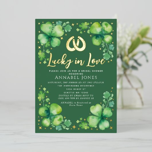 Glück in der Liebe St. Patrick's Day Brautparty Folieneinladung (Stehend vorne)