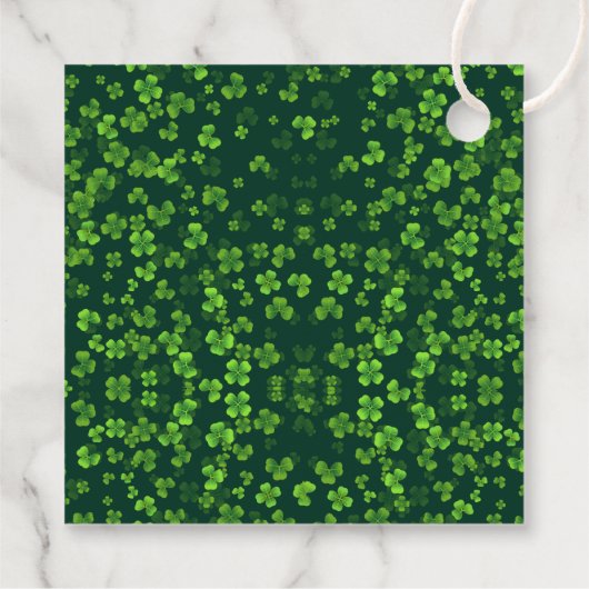 Glück in der Liebe St. Patrick's Day Brautparty Geschenkanhänger (Rückseite)