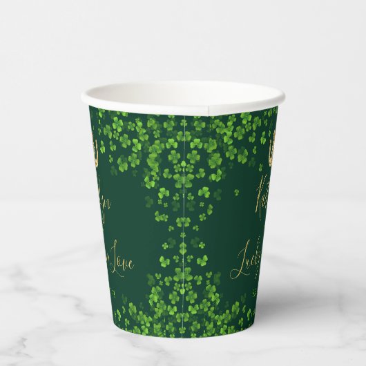 Glück in der Liebe St. Patrick's Day Brautparty Pappbecher (Rechts)