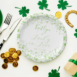 Glück in der Liebe St. Patrick's Day Brautparty Pappteller<br><div class="desc">Feiern Sie stilvoll mit diesen modernen und sehr trendigen Brautparty- oder Geburtstagsparty-Tellern. Dieses Design lässt sich leicht mit Ihrer speziellen Veranstaltungssprache personalisieren und Ihre Gäste werden begeistert sein,  wenn sie diese fabelhaften Teller sehen. Matching-Elemente finden Sie in der Auflistung.</div>