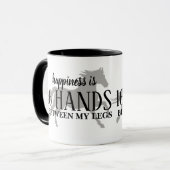 Glück ist 16 HÄNDE zwischen meinen Legs Akzent Pil Tasse (Vorderseite Links)