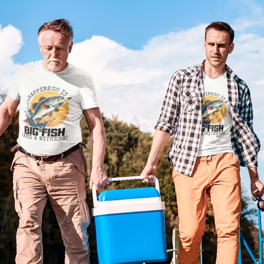 Glück ist ein großer Fisch und ein Zeuge der Fisch T-Shirt