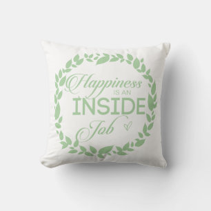 Glück ist ein grüner Kranz im Inneren eines Arbeit Kissen