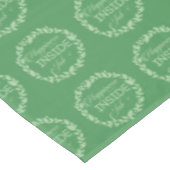 Glück ist ein Inside Job Green Kranz Tablett Tischdecke (Schrägansicht)