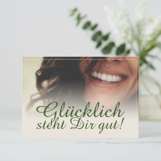 Glücklich, du Arsch! (Stehend Vorderseite)
