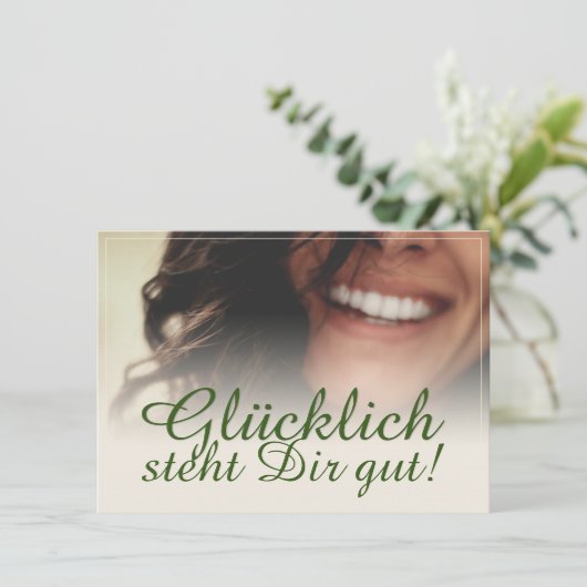 Glücklich, du Arsch! (Stehend Vorderseite)