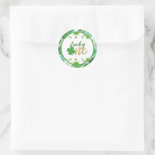 Glücklich ein Geburtstagsaufkleber Runder Aufkleber