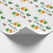 Glücklich - Funny St. Patrick's Day Geschenkpapier (Ecke)