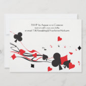 Glücklich im Liebe-Spielkarte-Proben-Abendessenrot Einladung (Rückseite)