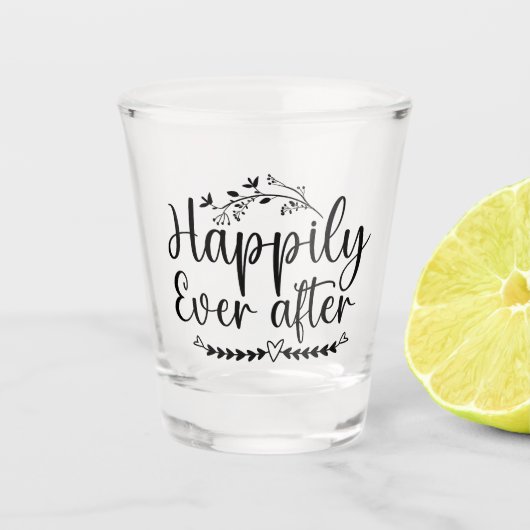 Glücklich immer nach der Hochzeit Schnapsglas (Vorderseite)