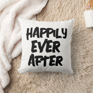 GLÜCKLICH JE NACH DEM WEDDING GIFT PILLOW KISSEN