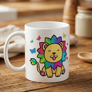 Glücklich lächelnd Löwe mit Schmetterlingen. Kaffeetasse