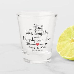 Glücklich seitdem schnapsglas