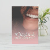 Glücklich steht Dir gut! - Rosé (Stehend Vorderseite)