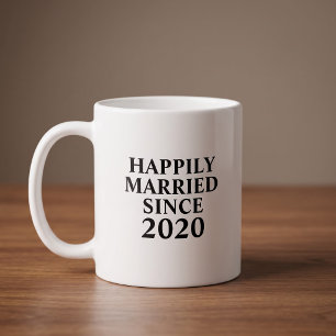 Glücklich verheiratet seit Custom Couples Kaffeetasse
