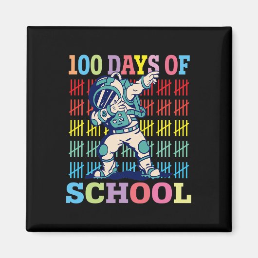 Glückliche 100 Tage Schulkinder, die Astronaut abs Magnet (Vorne)